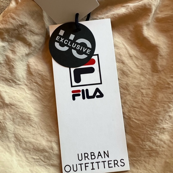 *NEW* Fila x Urban Outfitters Shorts - Picture 4 of 4